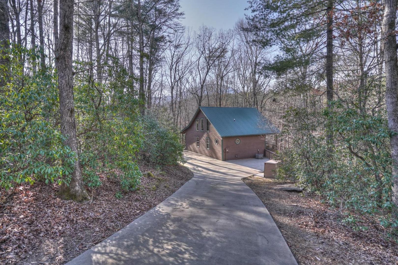 Luxury Cabin Sleeps 8 With Creekside Fire Pit Near Helen Ga Cleveland Exterior photo